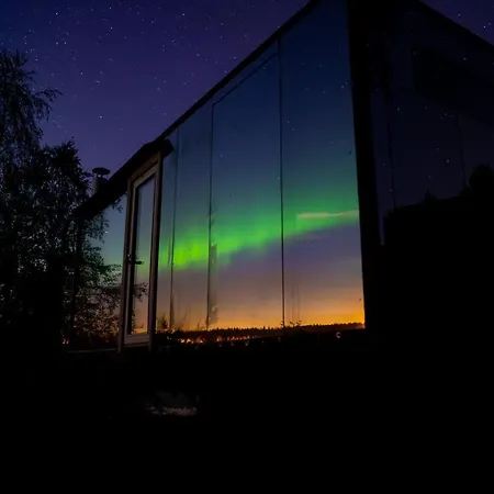 Aurora Magic Cabin With Sauna - Traditional Wooden With Sauna *
